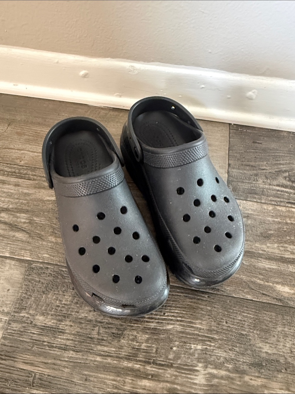 CROCS Black Classic Clog with Heel Strap